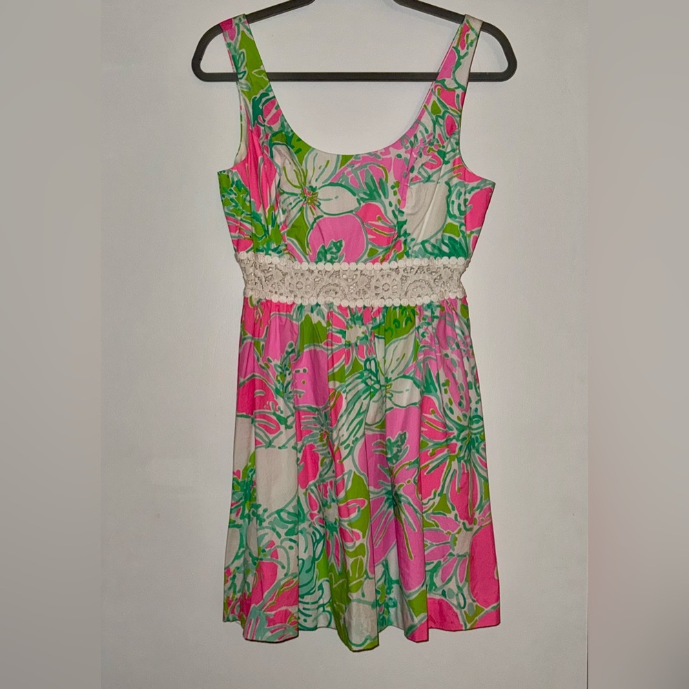 Worn once Lilly Pulitzer Rosemarie Empire Waist dress. Size 6